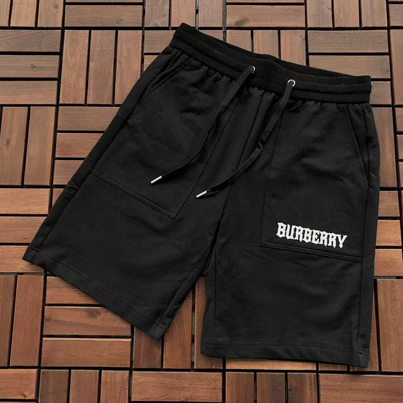 BURBERRY SHORTS 77031425 (im 185CM 70KG iwear size M in the photo)