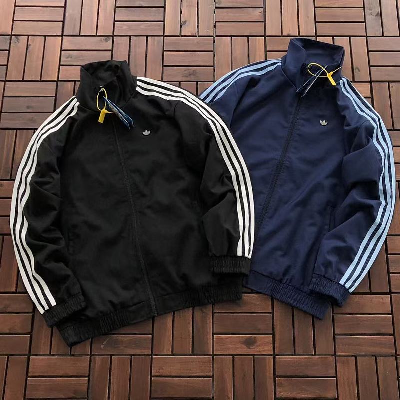 ADIDAS JACKET 66042160 (im 176CM 58KG iwear size M in the photo)