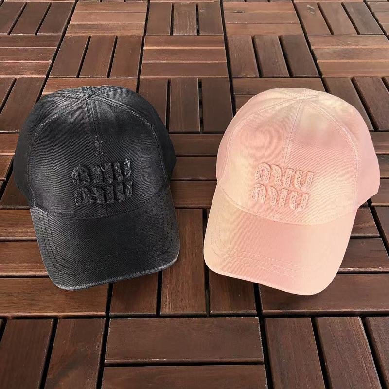 MIU MIU CAP 55081023