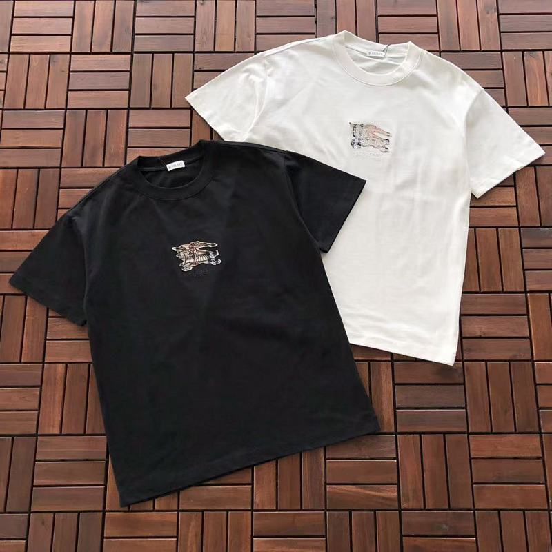 BURBERRY T-SHIRT 55031136 (im 185CM 70KG iwear size L in the photo)