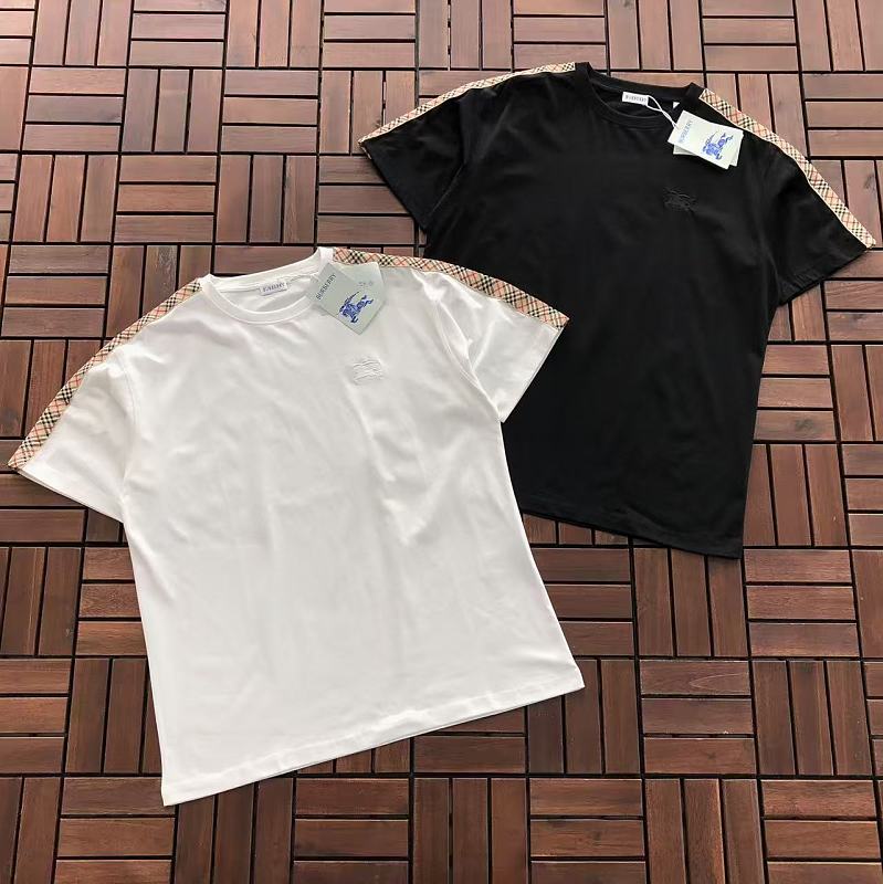BURBERRY T-SHIRT 66042619 (im 185CM 80KG iwear size M in the photo)