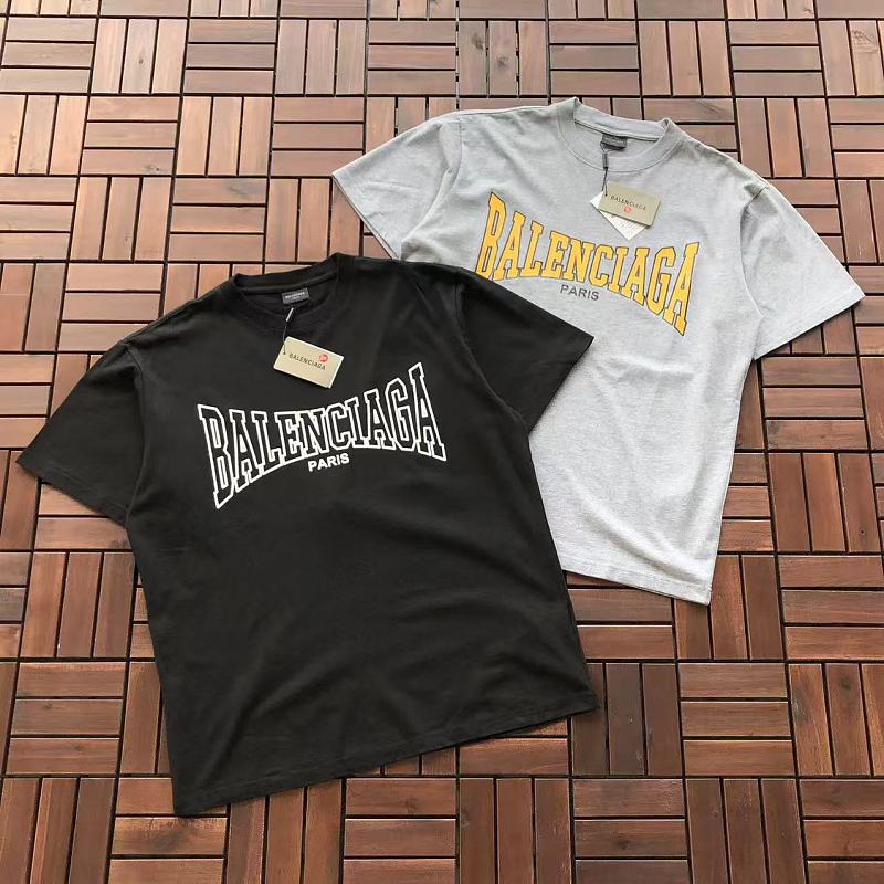 BALENCIAGA T-SHIRT 77042166 (im 185CM 80KG iwear size M in the photo)