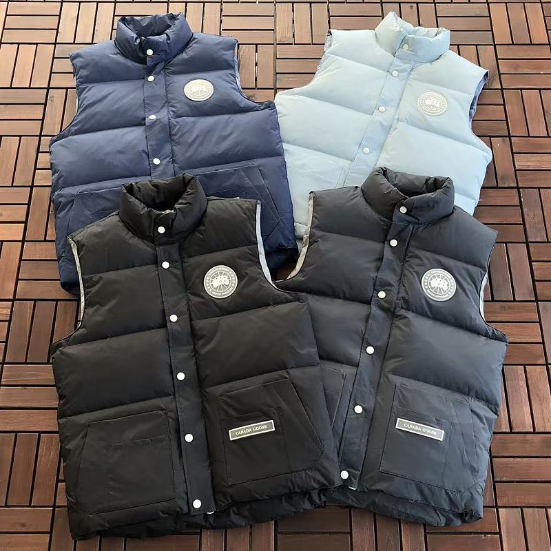 CANADA GOOSE DOWN VEST 77081207 (im 180CM 68KG iwear size M in the photo)
