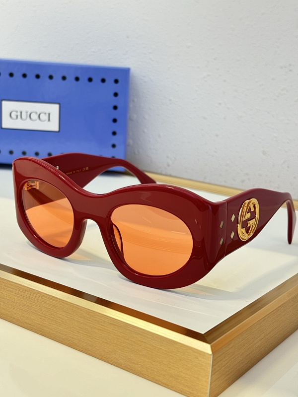 GUCCI SUNGLASSES 55012877