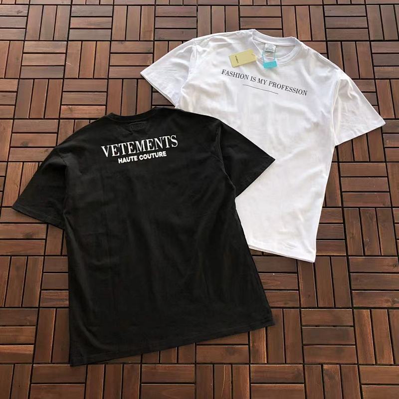VETEMENTS T-SHIRT 66012576 (im 176CM 58KG iwear size M in the photo)