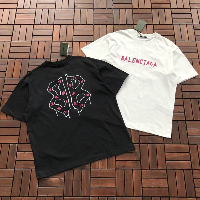 BALENCIAGA T-SHIRT 55070211 (im 185CM 70KG iwear size XL in the photo)
