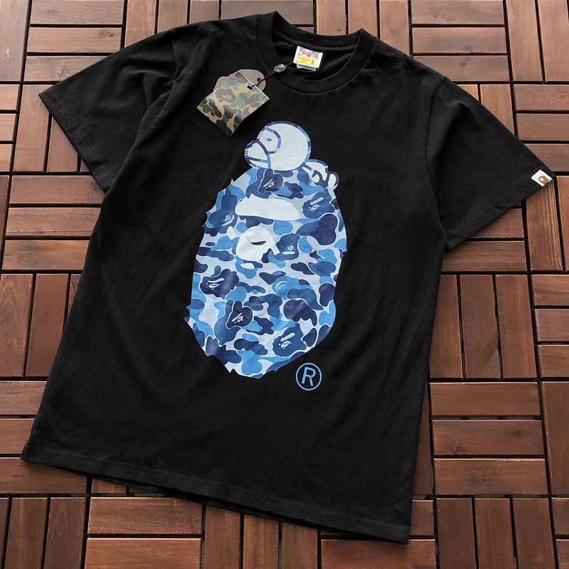 BAPE T-SHIRT 66072201 (im 185CM 70KG iwear size M in the photo)