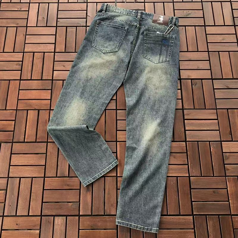 BURBERRY JEANS 66012322 (im 185CM 80KG iwear size 32 in the photo)