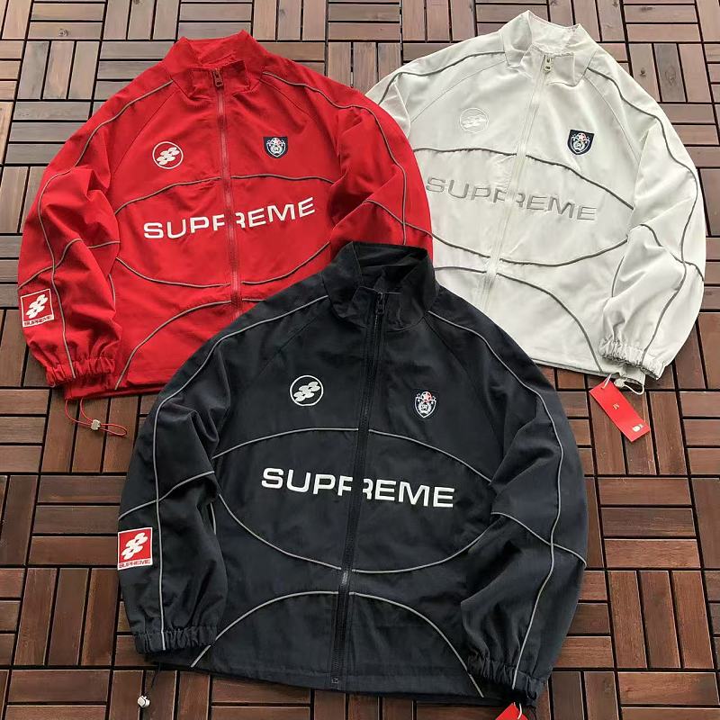 SUPREME JACKET 77072615 (im 185CM 80KG iwear size M in the photo)