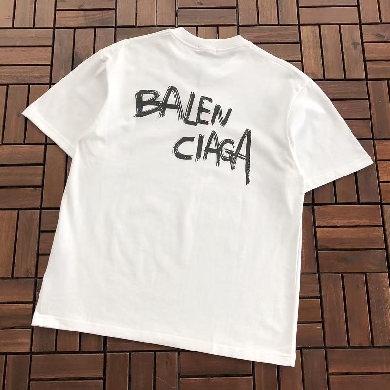 BALENCIAGA T-SHIRT 55072016 (im 185CM 70KG iwear size S in the photo)