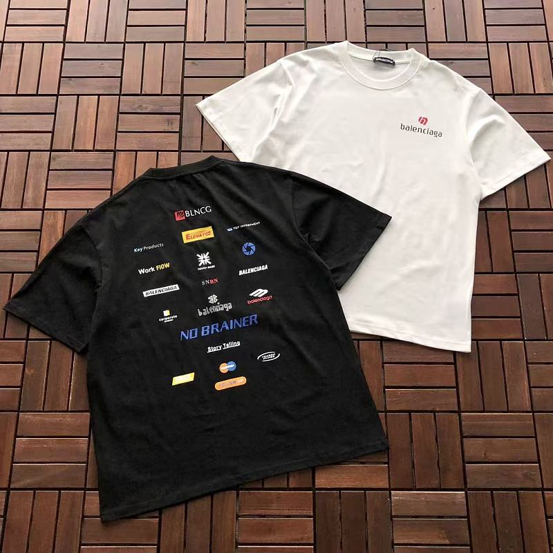 BALENCIAGA T-SHIRT 77051013 (im 180CM 68KG iwear size M in the photo)