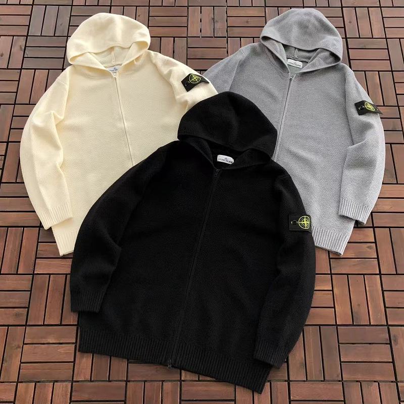 STONE ISLAND SWEATER 88031205 (im 185CM 80KG iwear size L in the photo)