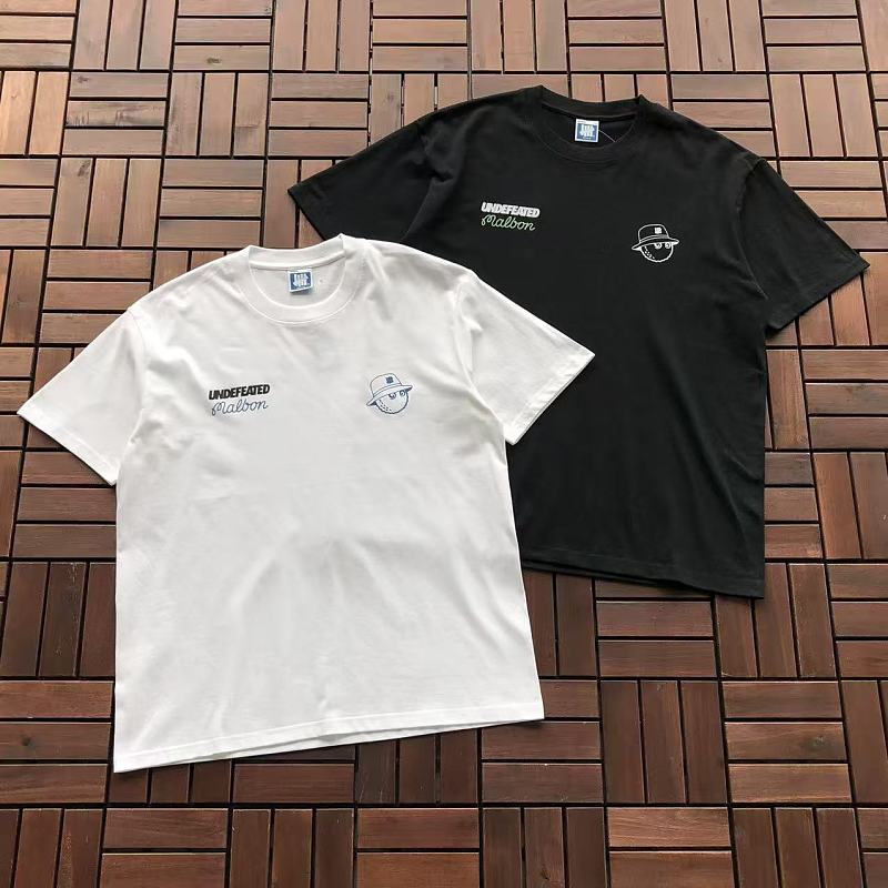 UNDEFEATED T-SHIRT 55062899 (im 180CM 68KG iwear size M in the photo)