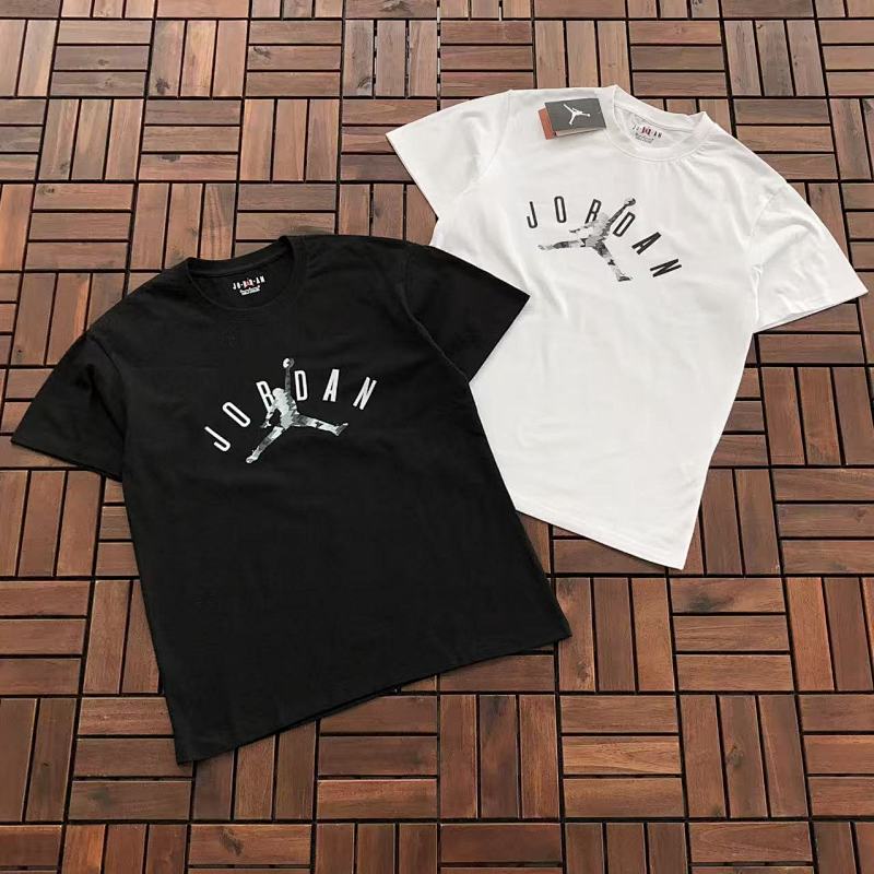 AIR JORDAN T-SHIRT 88032513 (im 176CM 58KG iwear size M in the photo)