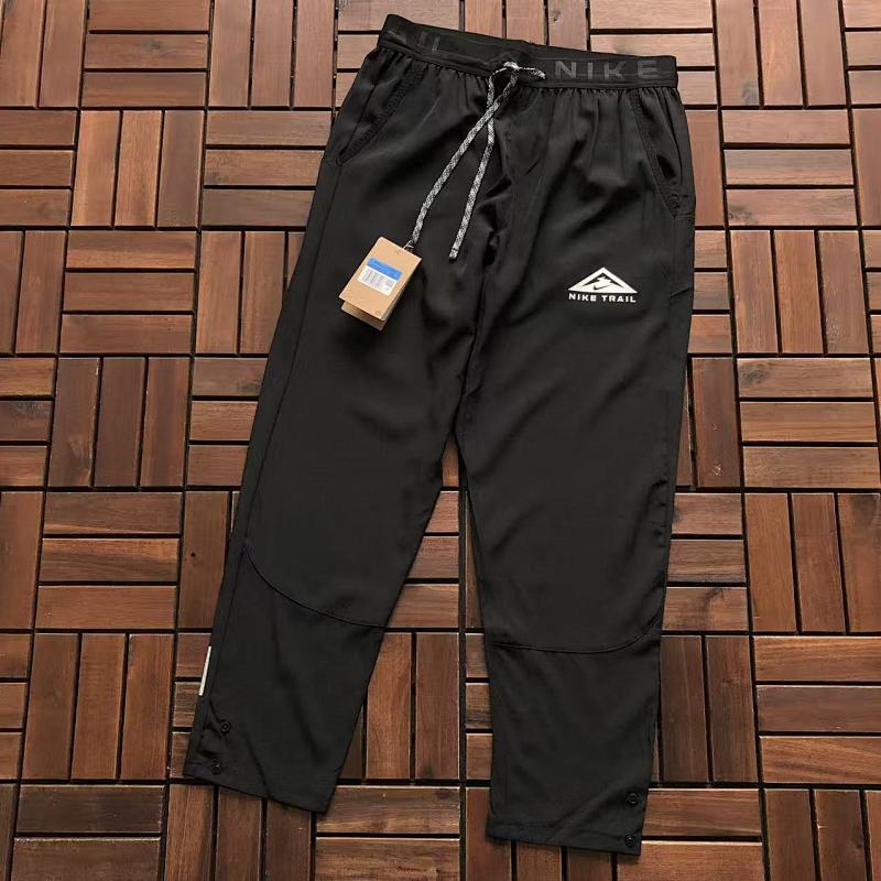 NIKE TROUSERS 88012304 (im 176CM 58KG iwear size M in the photo)