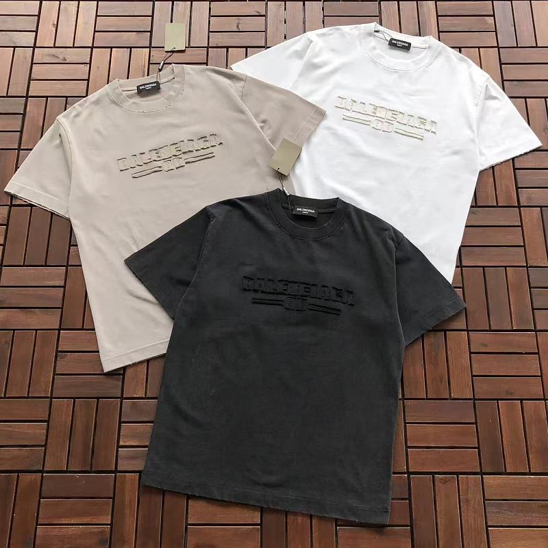 BALENCIAGA T-SHIRT 77071124 (im 185CM 70KG iwear size S in the photo)