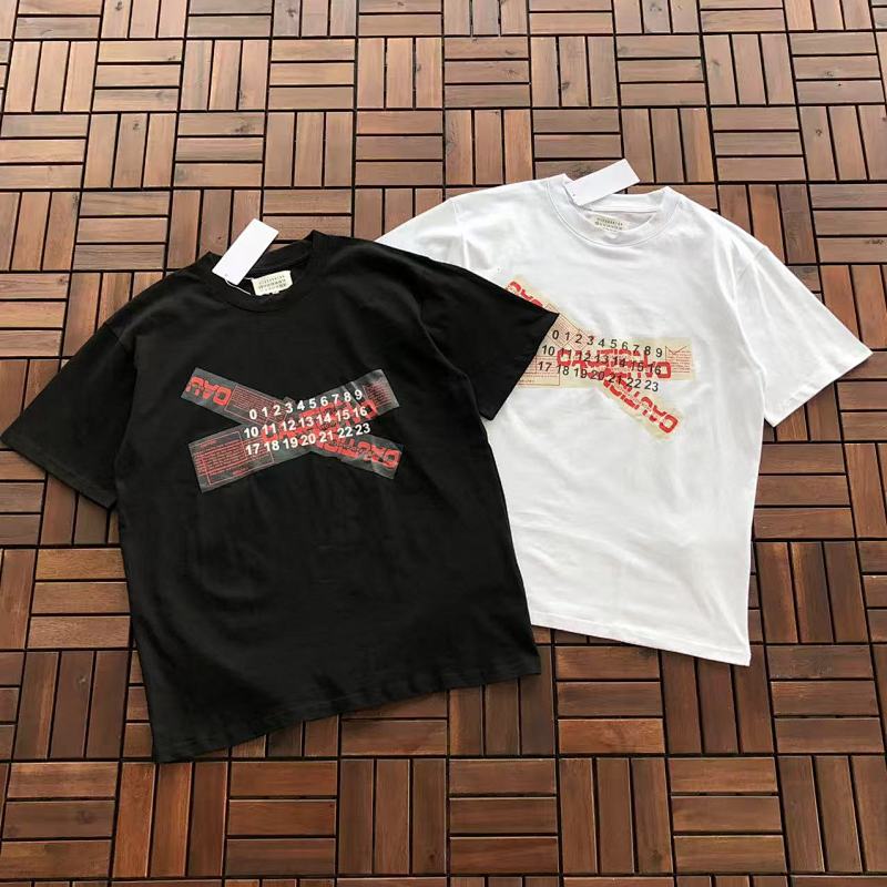 MAISON MARGIELA T-SHIRT 33101320 (im 176CM 58KG iwear size 48 in the photo)