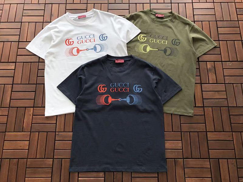 GUCCI T-SHIRT 11120113 (im 176CM 58KG iwear size S in the photo)