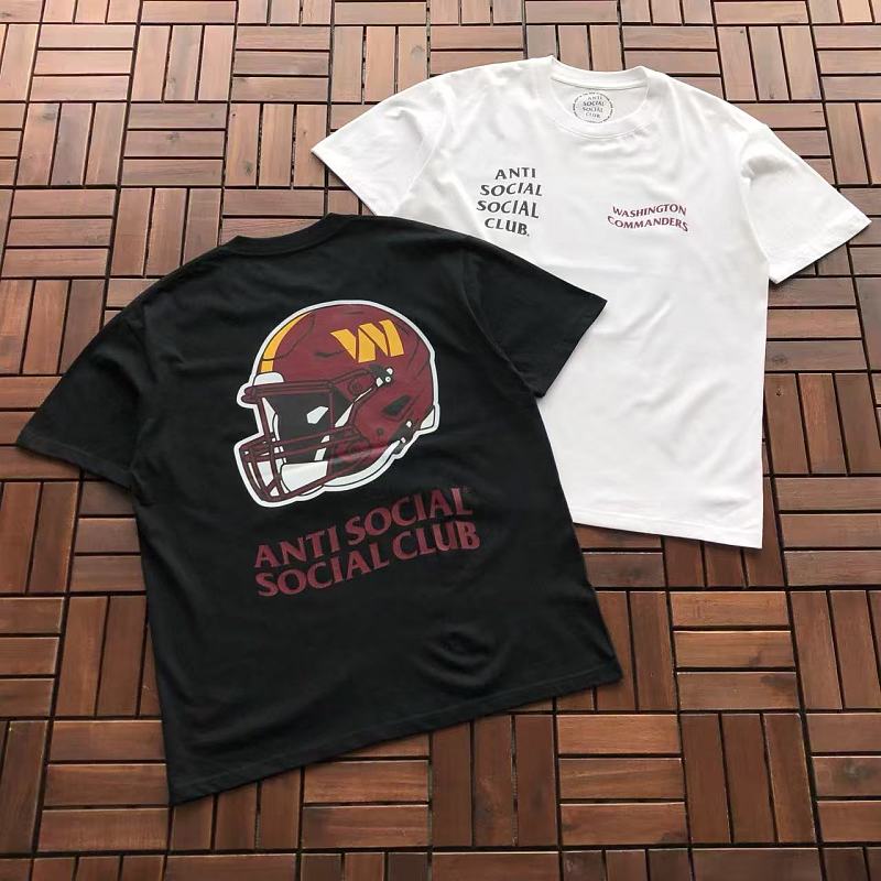 ANTI SOCIAL SOCIAL CLUB T-SHIRT 55051851 (im 185CM 70KG iwear size L in the photo)