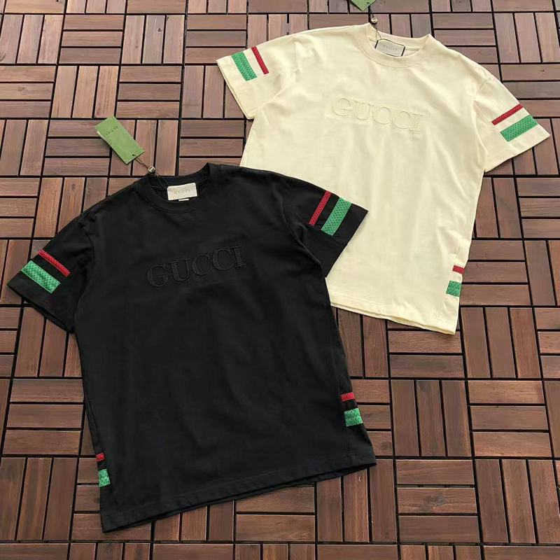GUCCI T-SHIRT 55012952 (im 185CM 80KG iwear size S in the photo)