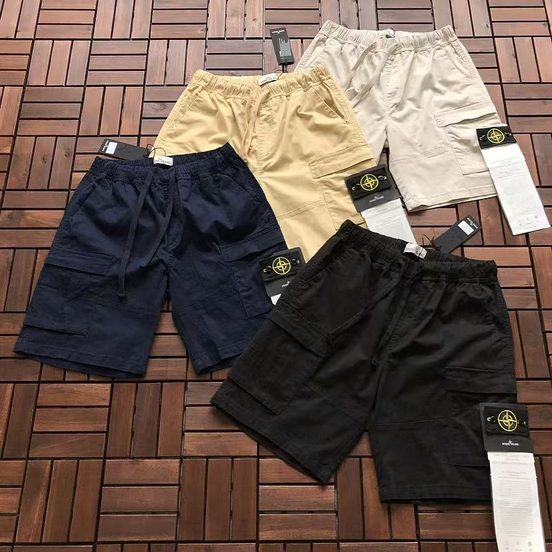 STONE ISLAND SHORTS 77040273 (im 185CM 80KG iwear size L in the photo)