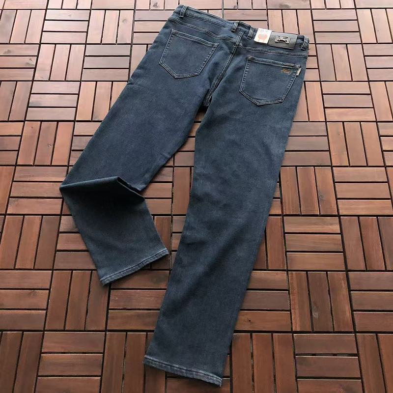 BURBERRY JEANS 66072022 (im 185CM 70KG iwear size 35 in the photo)
