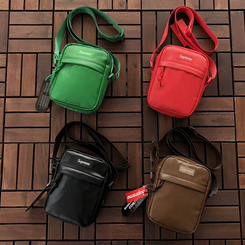 SUPREME BAG 66030810（长17CM*宽20CM*高6CM）