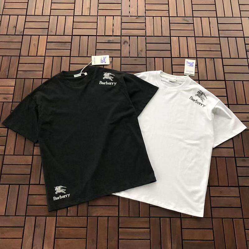 BURBERRY T-SHIRT 22120411 (im 184CM 80KG iwear size M in the photo)