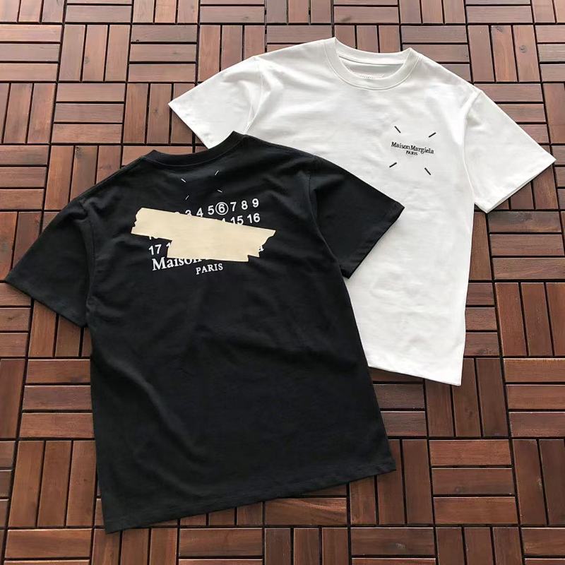 MAISON MARGIELA T-SHIRT 88033025 (im 176CM 58KG iwear size 44 in the photo)
