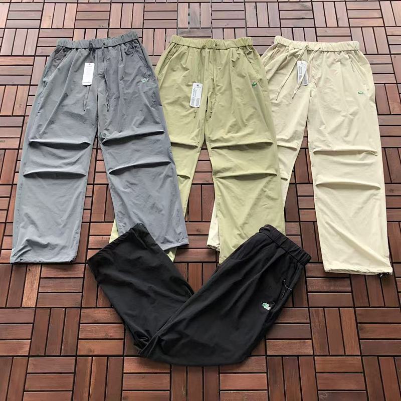 LACOSTE TROUSERS 66040966 (im 185CM 80KG iwear size L in the photo)