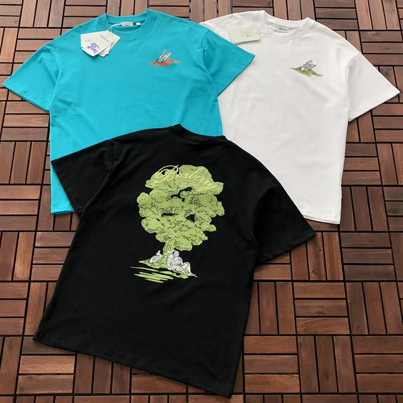 BURBERRY T-SHIRT 66011263 (im 185CM 80KG iwear size S in the photo)
