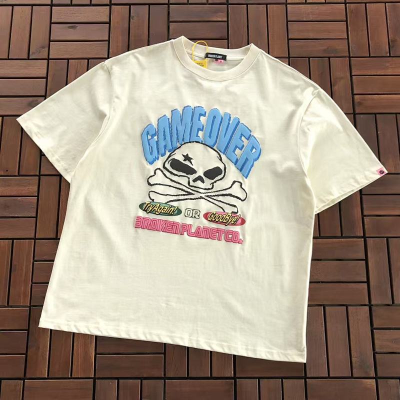 BROKEN PLANET T-SHIRT 55030210 (im 176CM 58KG iwear size S in the photo)
