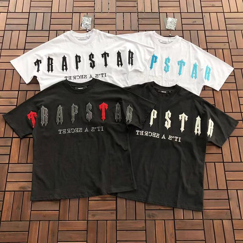 TRAPSTAR T-SHIRT 33102816 (im 170CM 60KG iwear size M in the photo)