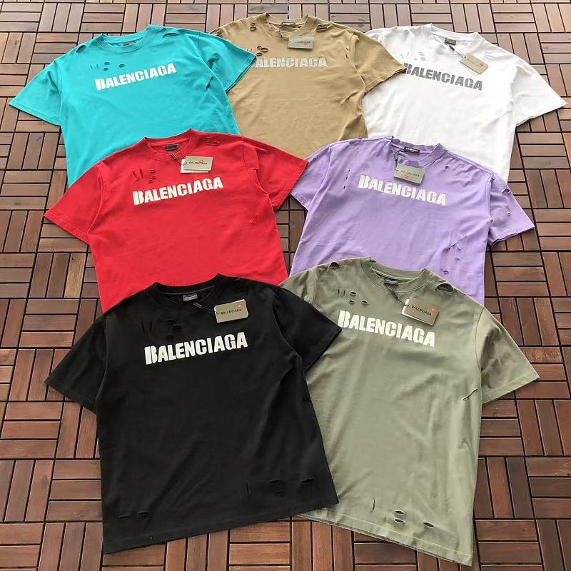 BALENCIAGA T-SHIRT 77042103 (im 185CM 80KG iwear size XS in the photo)