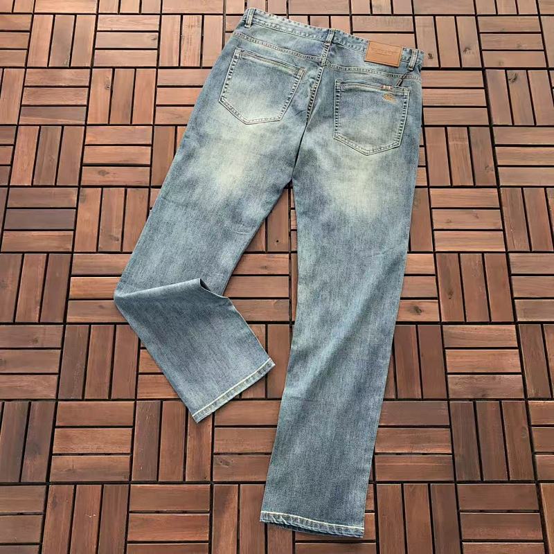 BURBERRY JEANS 66012607 (im 185CM 80KG iwear size 33 in the photo)