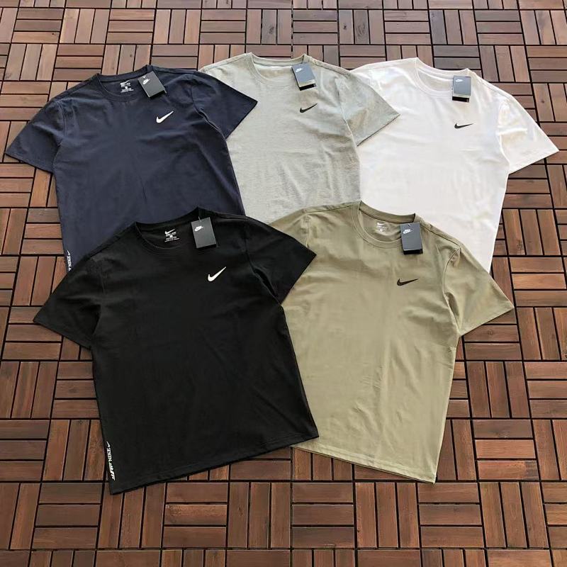 NIKE T-SHIRT 66010825 (im 185CM 80KG iwear size 2XL in the photo)