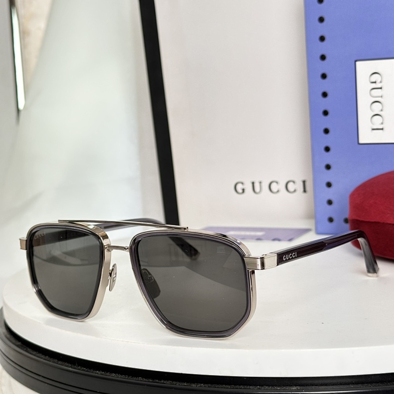 GUCCI SUNGLASSES 11122320
