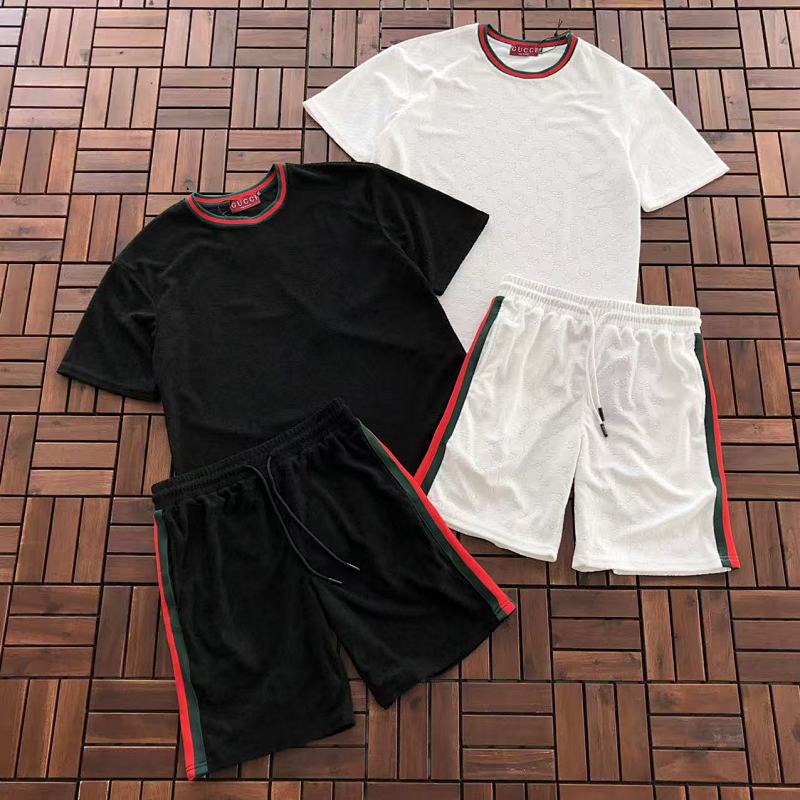 TOP PANTS GUCCI T-SHIRT SHORTS 55020868 (im 180CM 68KG iwear size 2XL in the photo)