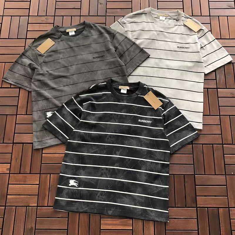 BURBERRY T-SHIRT 88060709 (im 185CM 70KG iwear size M in the photo)