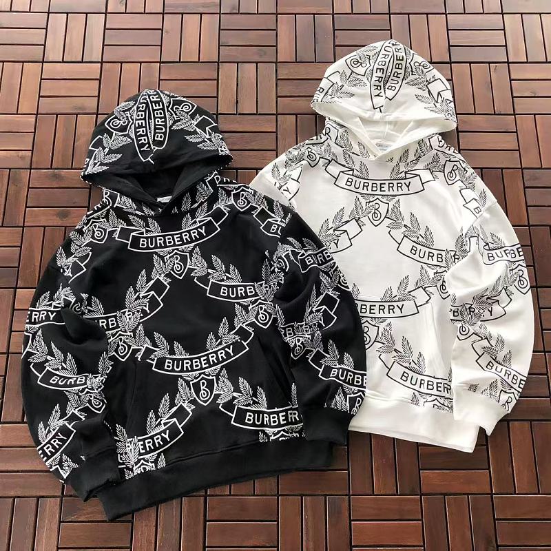 BURBERRY HOODIE 66090648 (im 185CM 70KG iwear size M in the photo)