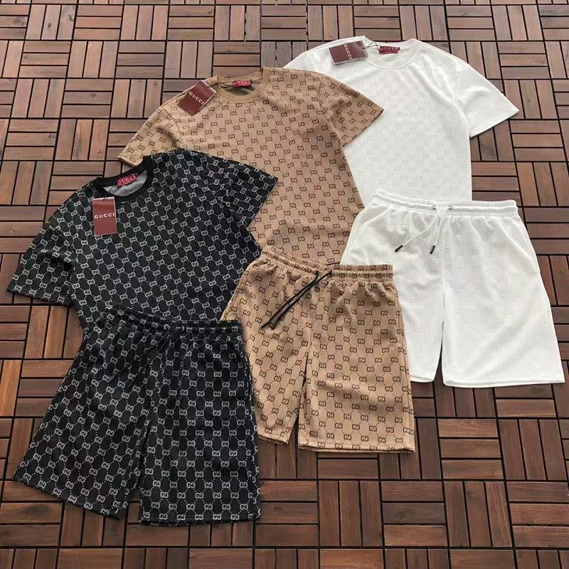 TOP PANTS GUCCI T-SHIRT SHORTS 55031303 (im 180CM 68KG iwear size L in the photo)