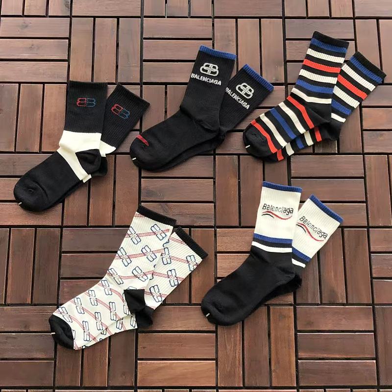 BALENCIAGA SOCKS 55060156