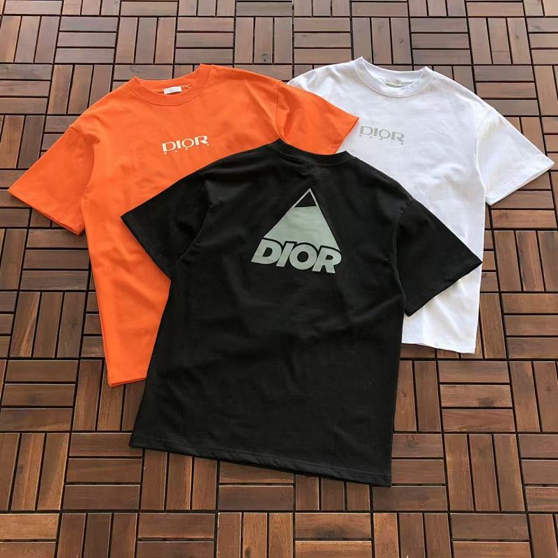 DIOR T-SHIRT 33112360 (im 176CM 58KG iwear size L in the photo)