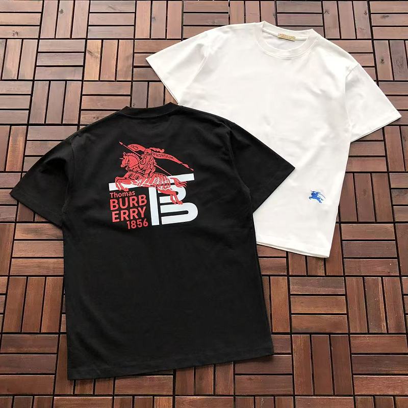 BURBERRY T-SHIRT 88072136 (im 185CM 80KG iwear size M in the photo)