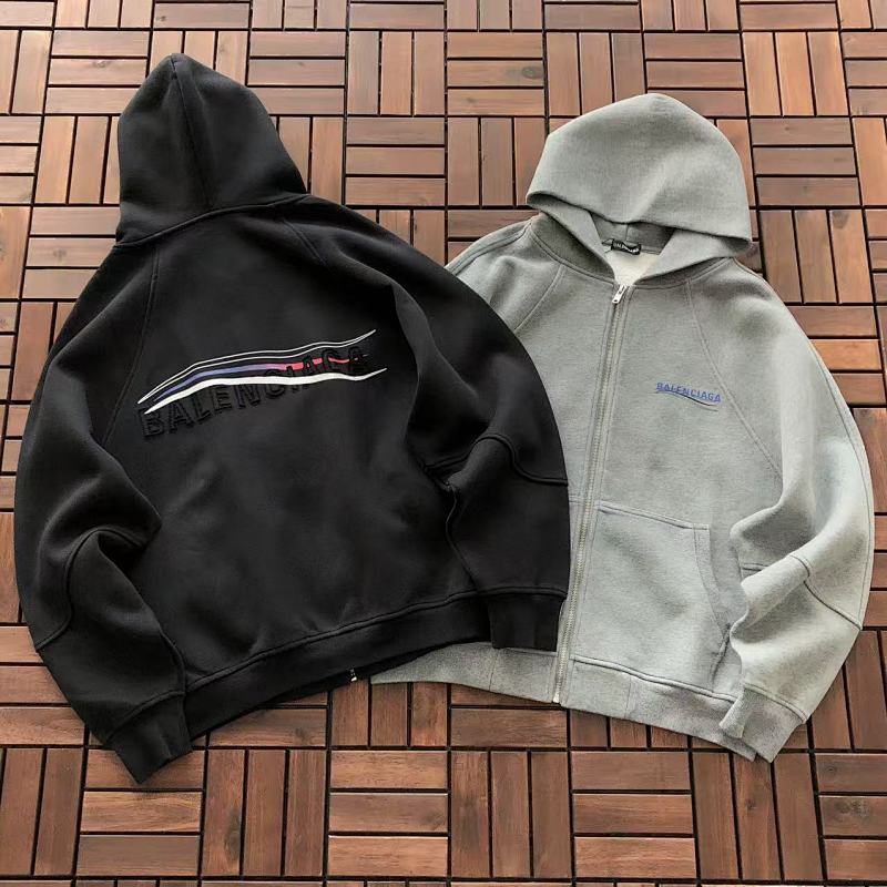BALENCIAGA HOODIE 22120517 (im 184CM 80KG iwear size XL in the photo)