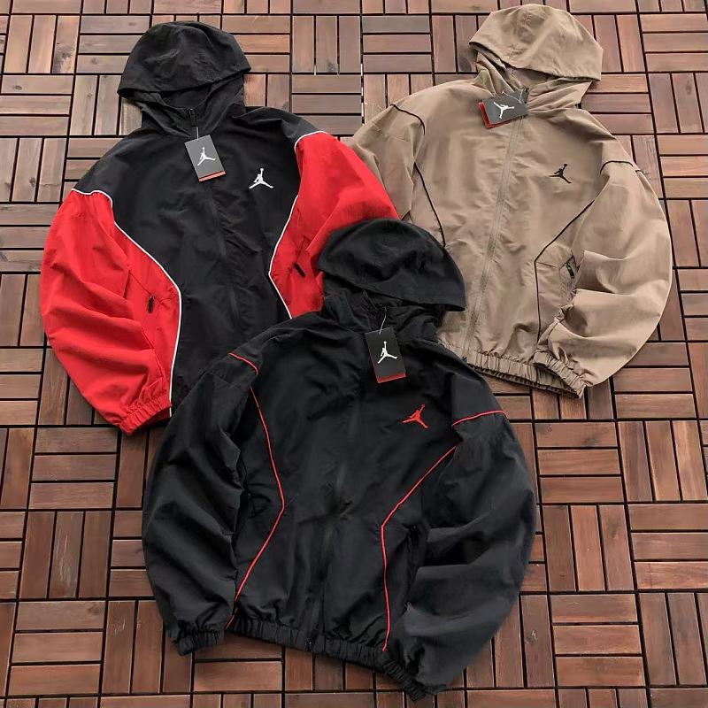 AIR JORDAN JACKET 66042943 (im 185CM 80KG iwear size M in the photo)