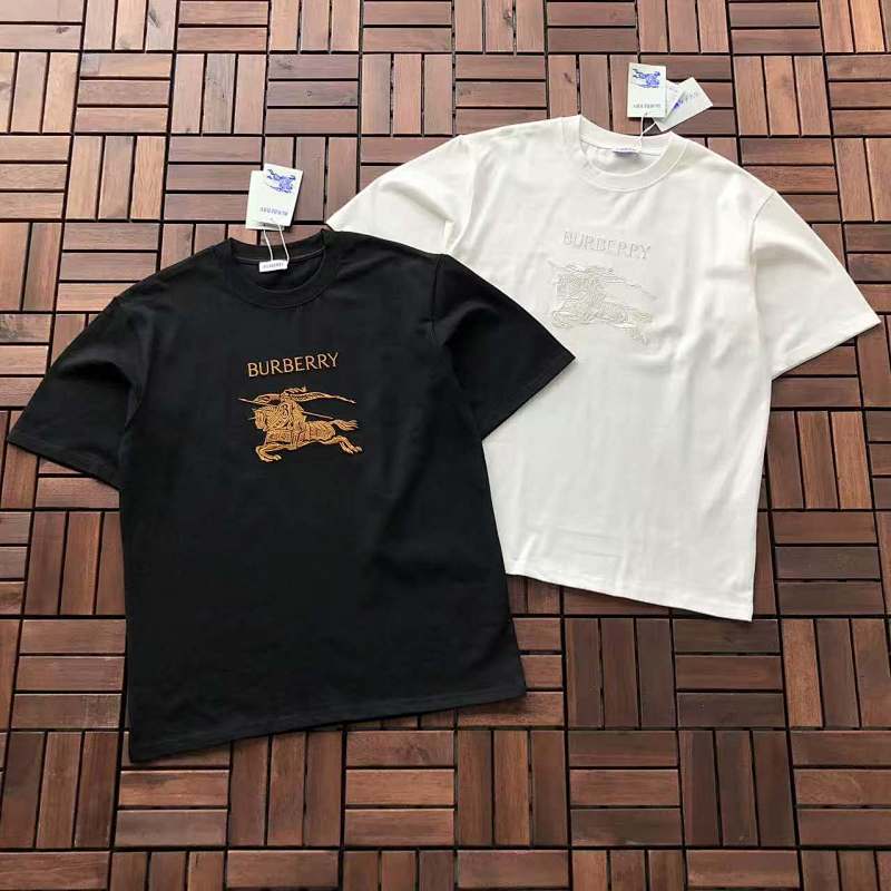 BURBERRY T-SHIRT 66031742 (im 185CM 80KG iwear size M in the photo)
