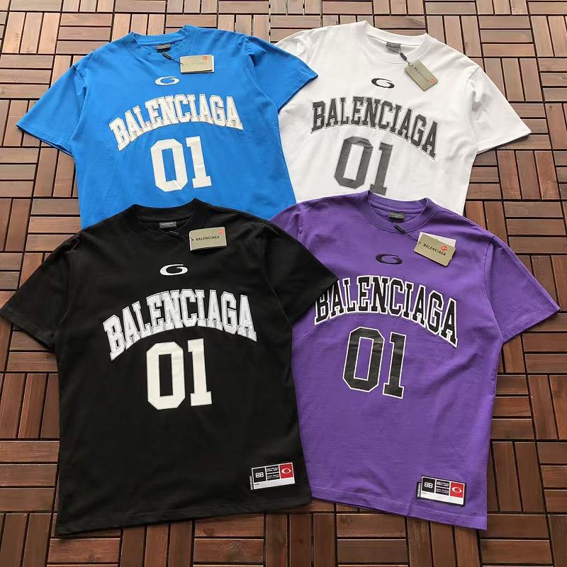 BALENCIAGA T-SHIRT 77042107 (im 185CM 80KG iwear size S in the photo)