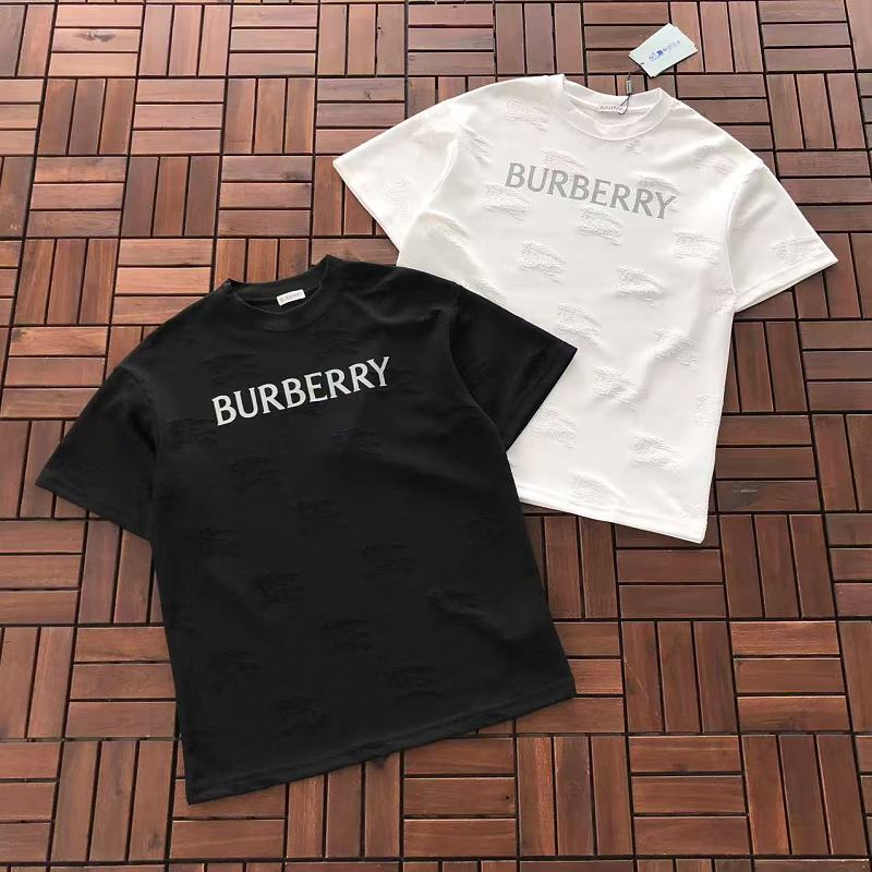 BURBERRY T-SHIRT 77041609 (im 185CM 70KG iwear size L in the photo)