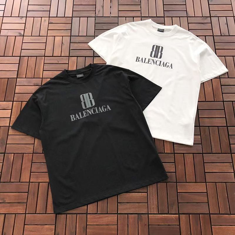 BALENCIAGA T-SHIRT 66052518 (im 185CM 70KG iwear size M in the photo)